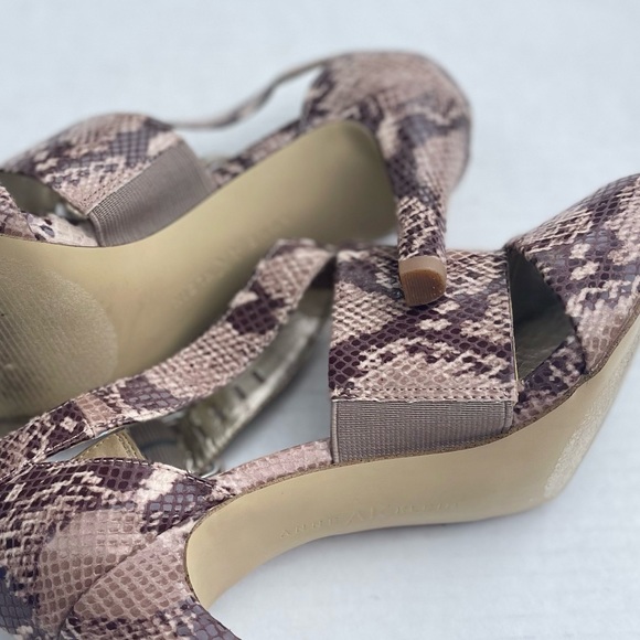 Anne Klein Sandals - Picture 14 of 14